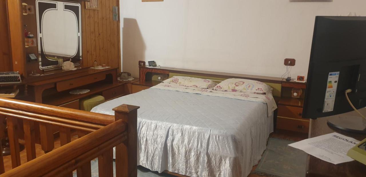 Casa Vacanze Mingos Lodio Di La Carpineta Extérieur photo
